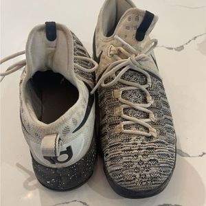 KD Men’s Basketball Shoes